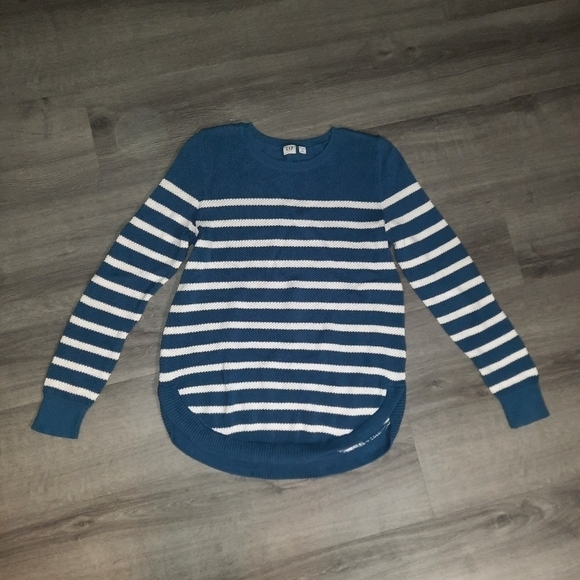 GAP Striped Sweater - Picture 1 of 4